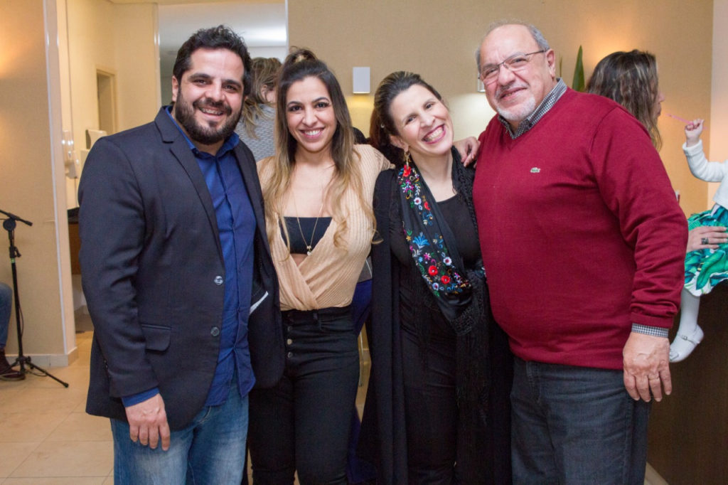AMIGOS QUE VIRARAM FAMÍLIA